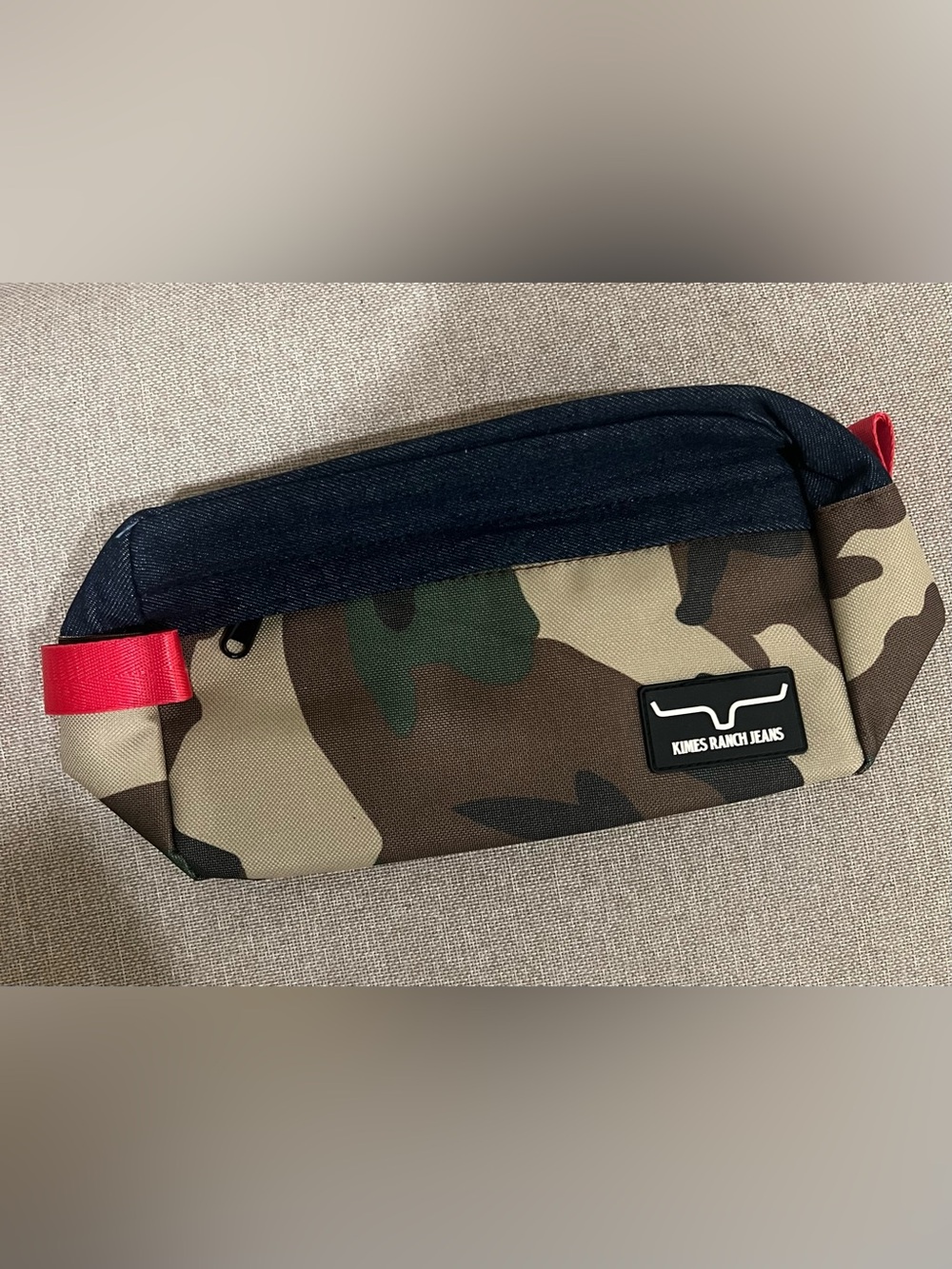 Kimes ranch jeans camo pouch nwot